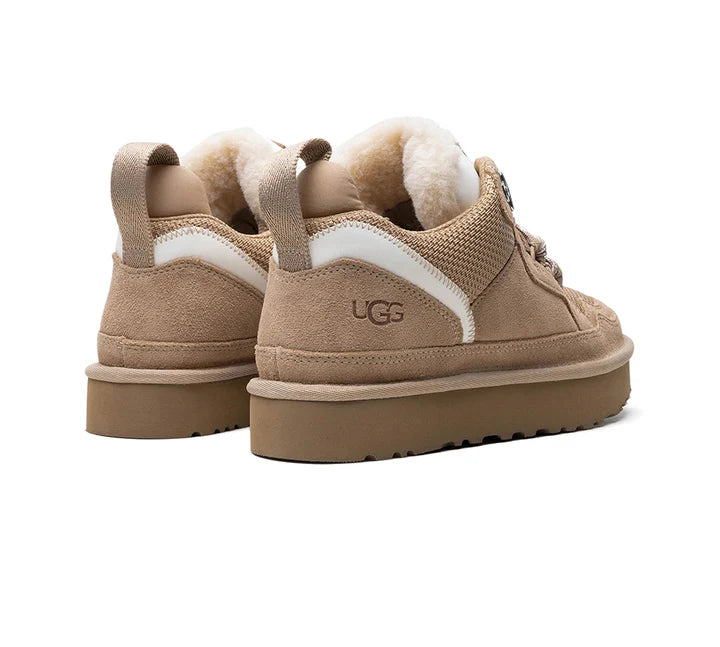 UGG LOWMEL - SAND
